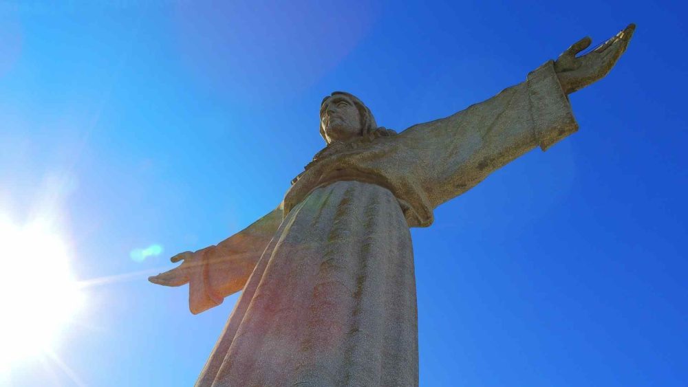 These Most Famous Jesus Statues In The World 