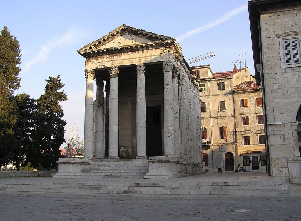 These Top Most Beautiful Ancient Roman Temples
