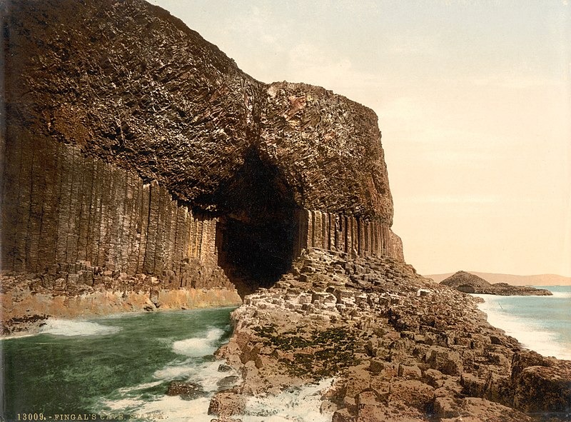 Fingal’s Cave, Scotland: Beautiful Caves In The World