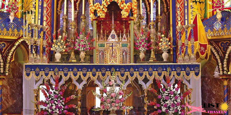 The Allure of Beautiful Church Altars: A Symbolic Journey Through Art and Spirituality